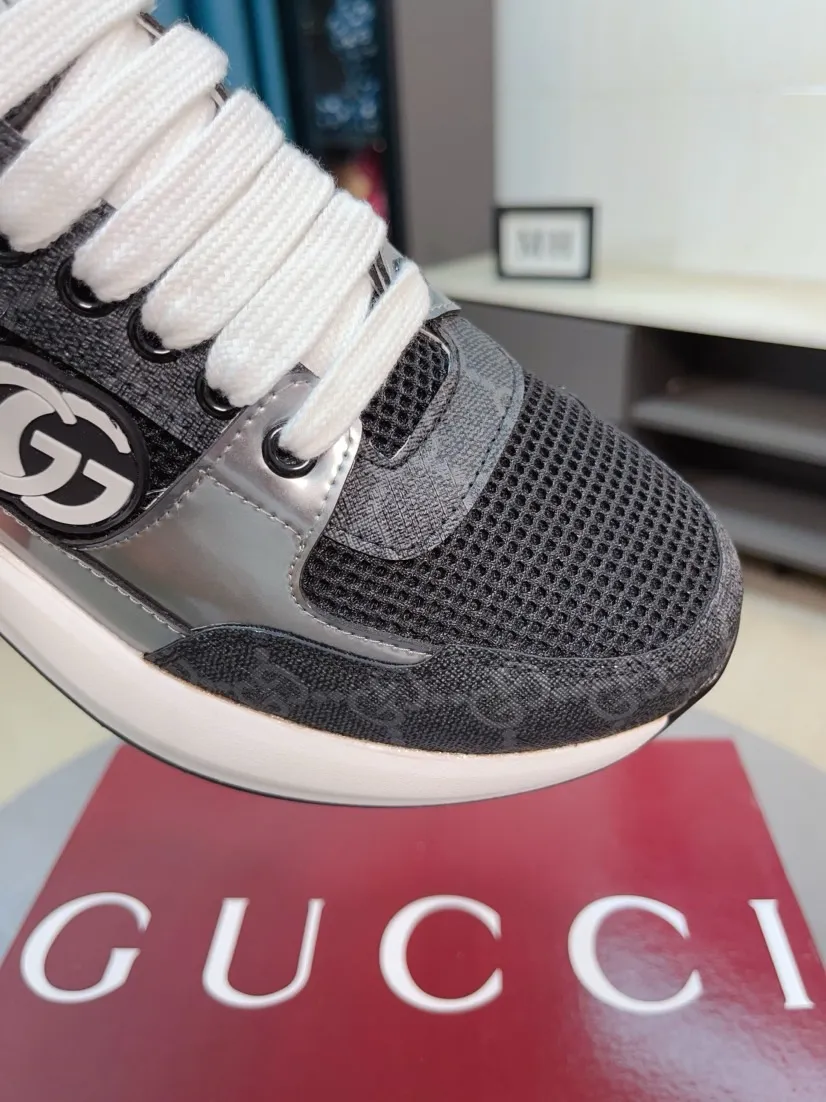 Men's shoes 💰440🌹🌹GUCCI [Gucci] New high-end brand of men's shoes, the latest fashionable casual men's shoes, trendy and versatile style, relaxed and sporty style, uppers imported from Italy, first-layer cowhide, genuine leather lining and ultra-fine workmanship. Original personalized fashionable rubber wear-resistant outsole, light and comfortable on the foot, size 38-44
